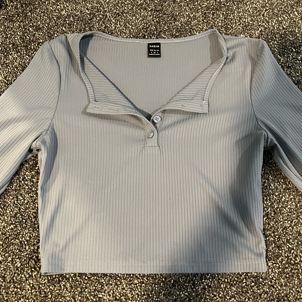 shein long sleeve crop top, size S